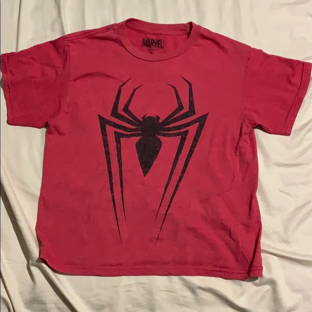 Marvel Spider-Man boys XL shirt.